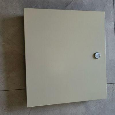 3-10 মিমি কেবল ব্যাস এন্ট্রি পোর্ট সহ FTTH/FTTX-এর জন্য 48 কোর SC ওয়াল মাউন্ট ODF